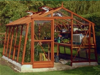 Alton Amateur Greenhouse 82