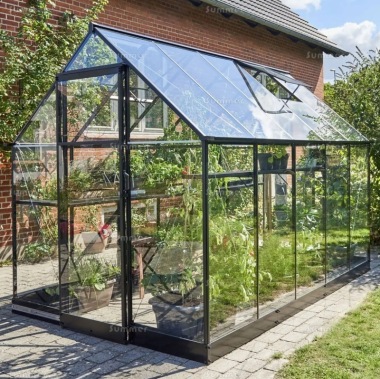 Halls Qube Greenhouse