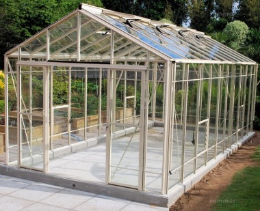 Robinsons Rosette Reach Greenhouse